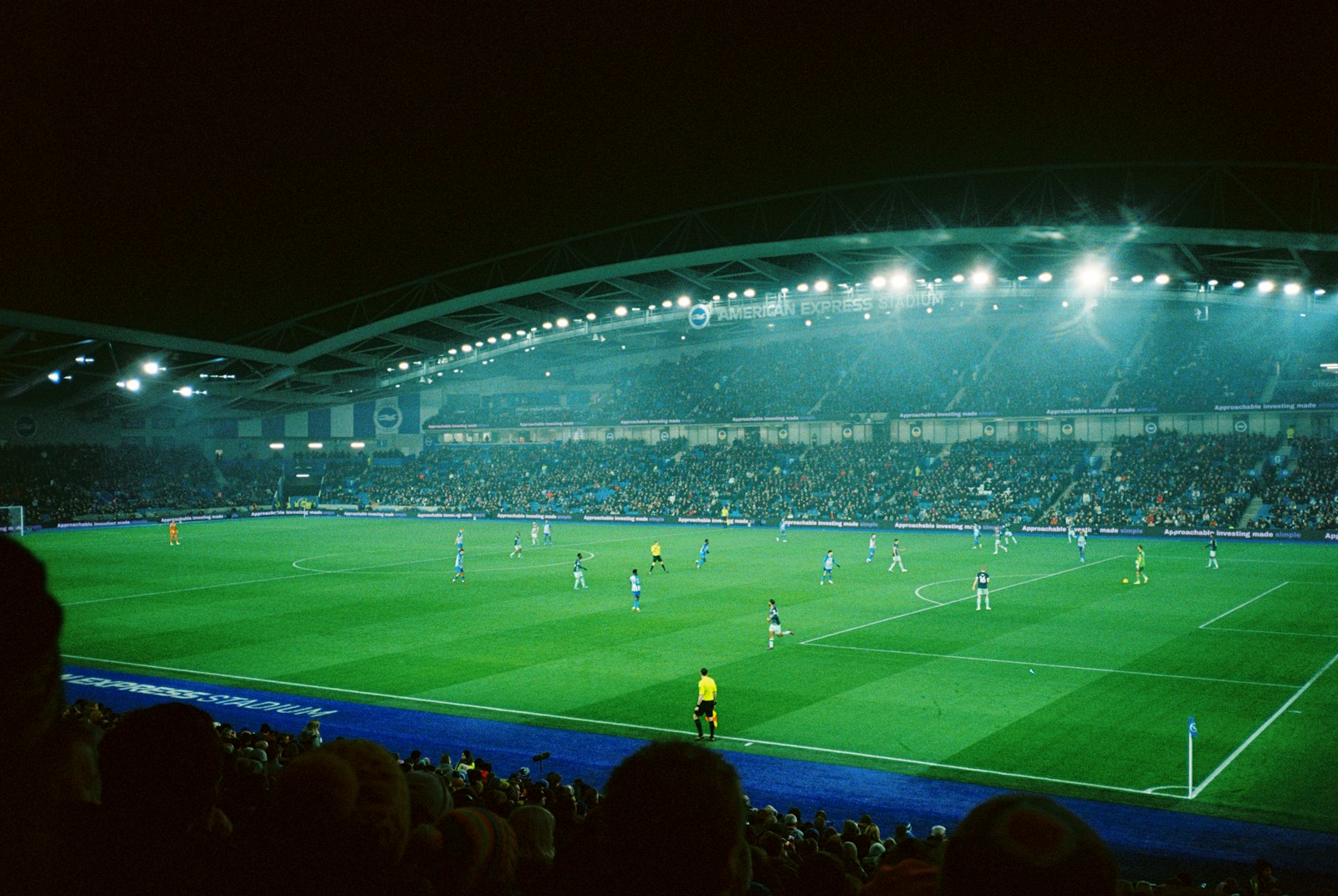 九州彩票网 — 大乐透赛场扣篮瞬间
